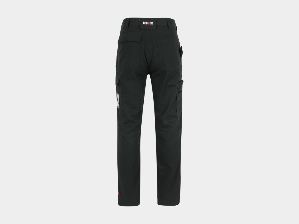 Titan Pantalon noir 4.png
